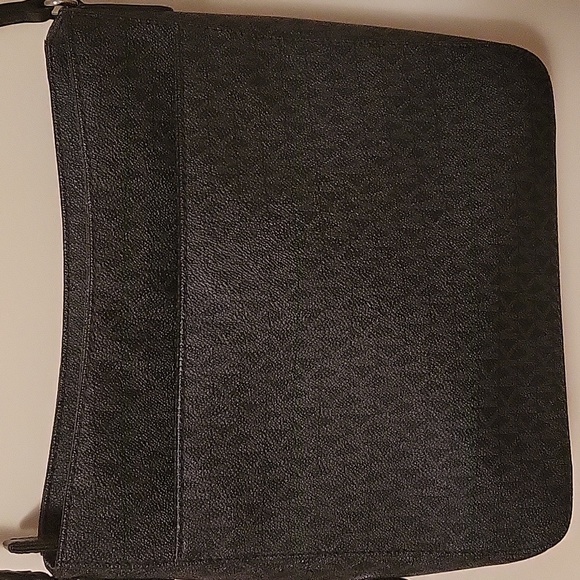 Purse - Picture 9 of 10